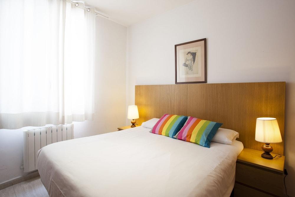 Las Ramblas Pasaje Bacardi Apartments Барселона Экстерьер фото